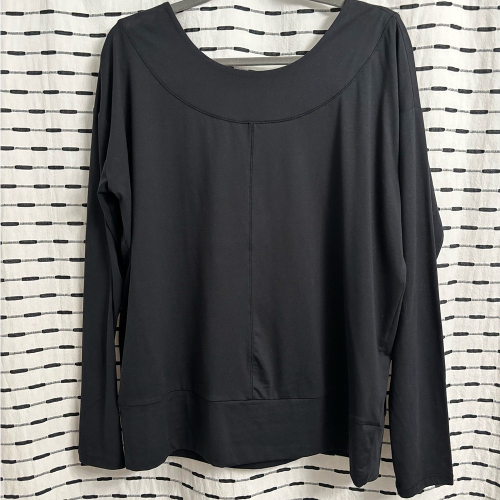 CALIA by Carrie Underwood Black Long Sleeve Blouse